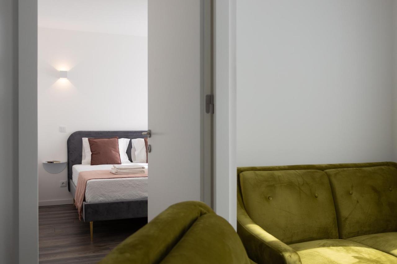 Dona Emilia Guest House & Studio Apartment Building 비아나도카스텔로 외부 사진