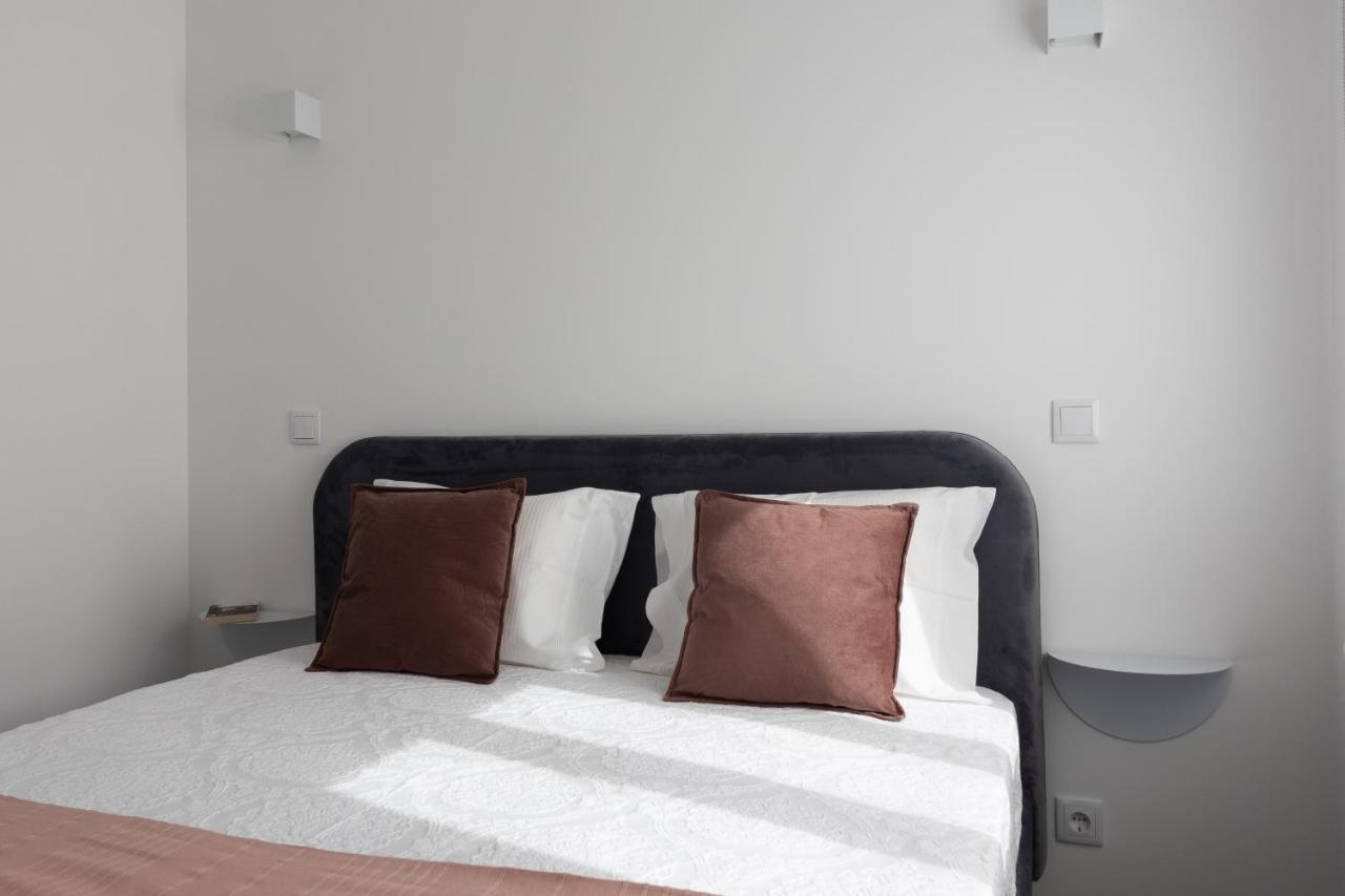 Dona Emilia Guest House & Studio Apartment Building 비아나도카스텔로 외부 사진