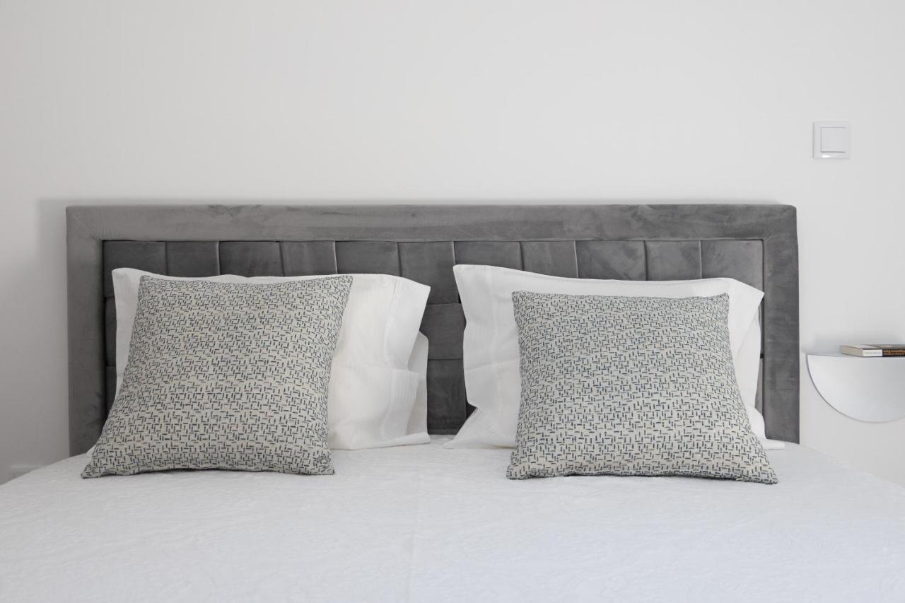 Dona Emilia Guest House & Studio Apartment Building 비아나도카스텔로 외부 사진