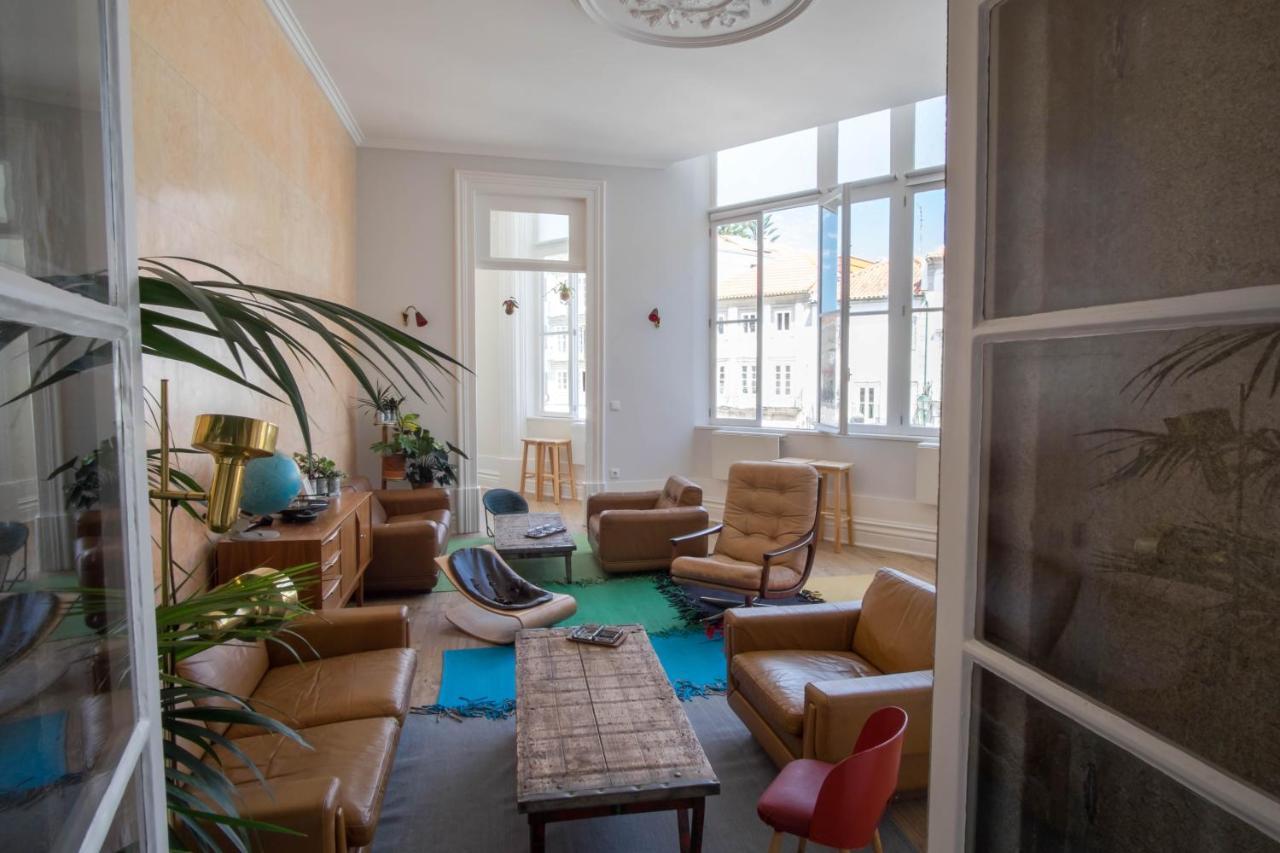 Dona Emilia Guest House & Studio Apartment Building 비아나도카스텔로 외부 사진